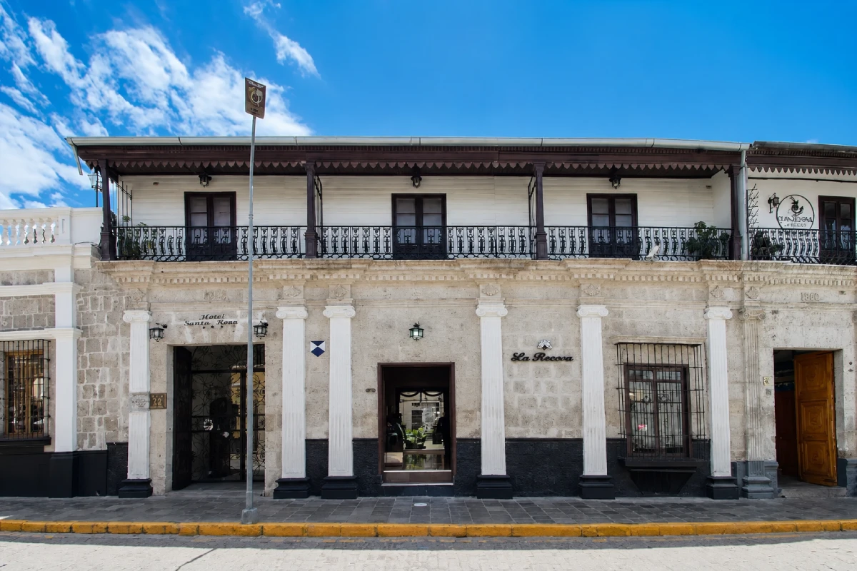 HOTEL SANTA ROSA