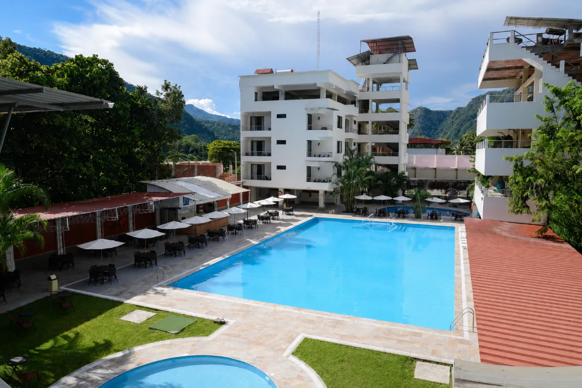 CASA BLANCA HOTEL